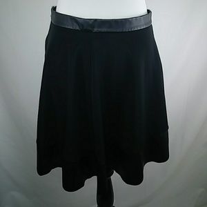 One Single Women's Black Skirt Size Large